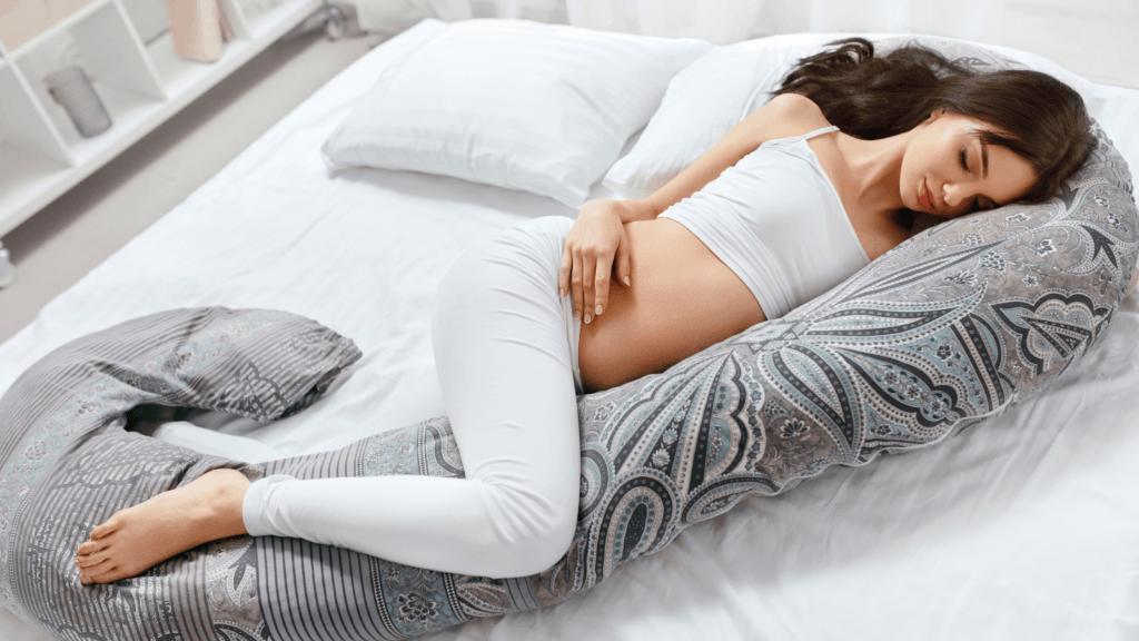 Find din graviditetspude: Guide til 7 af de bedste sovepuder til gravide